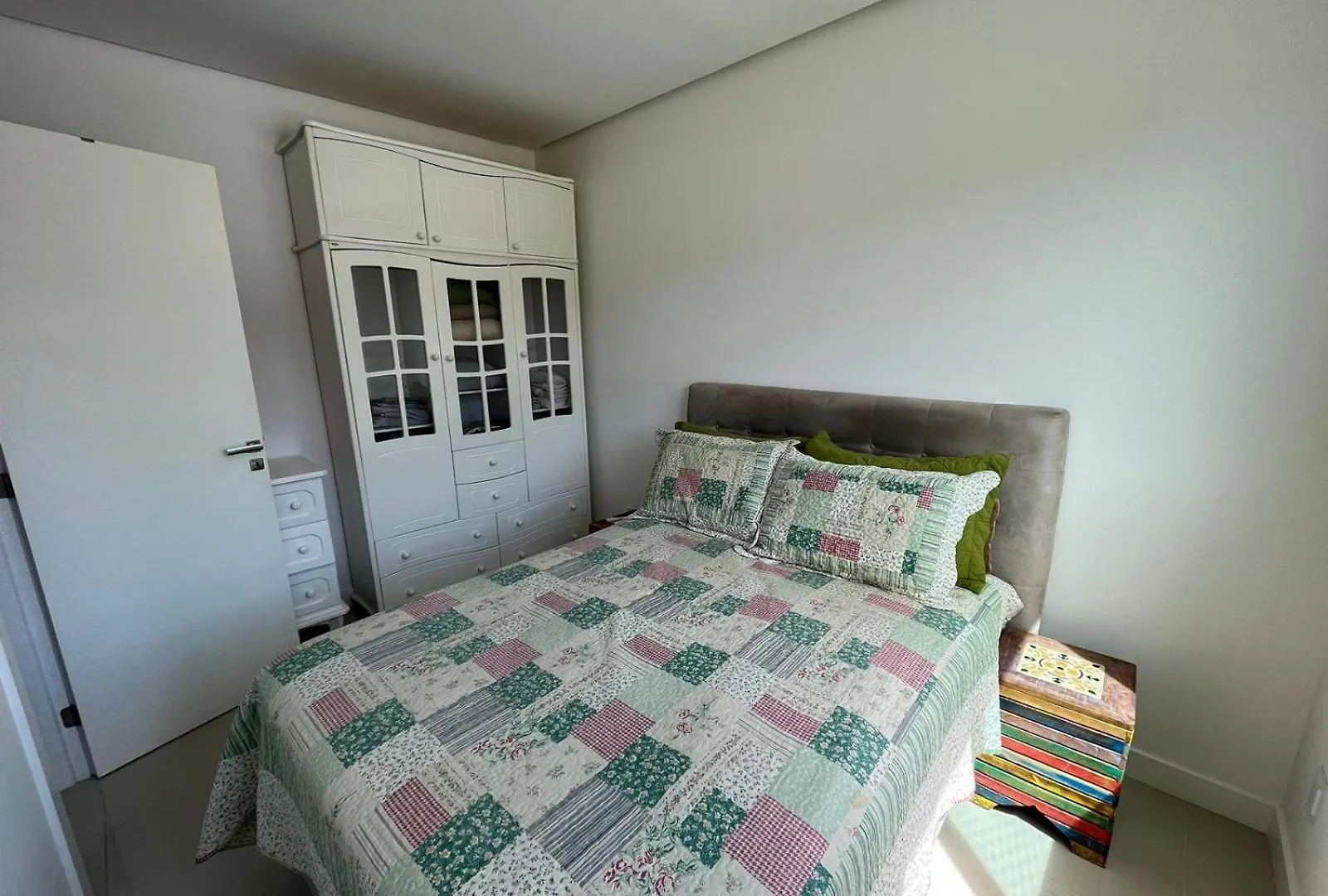 Cod 125 - Apartamento Amplo, A 100 Metros Do Mar Governador Celso Ramos Διαμέρισμα